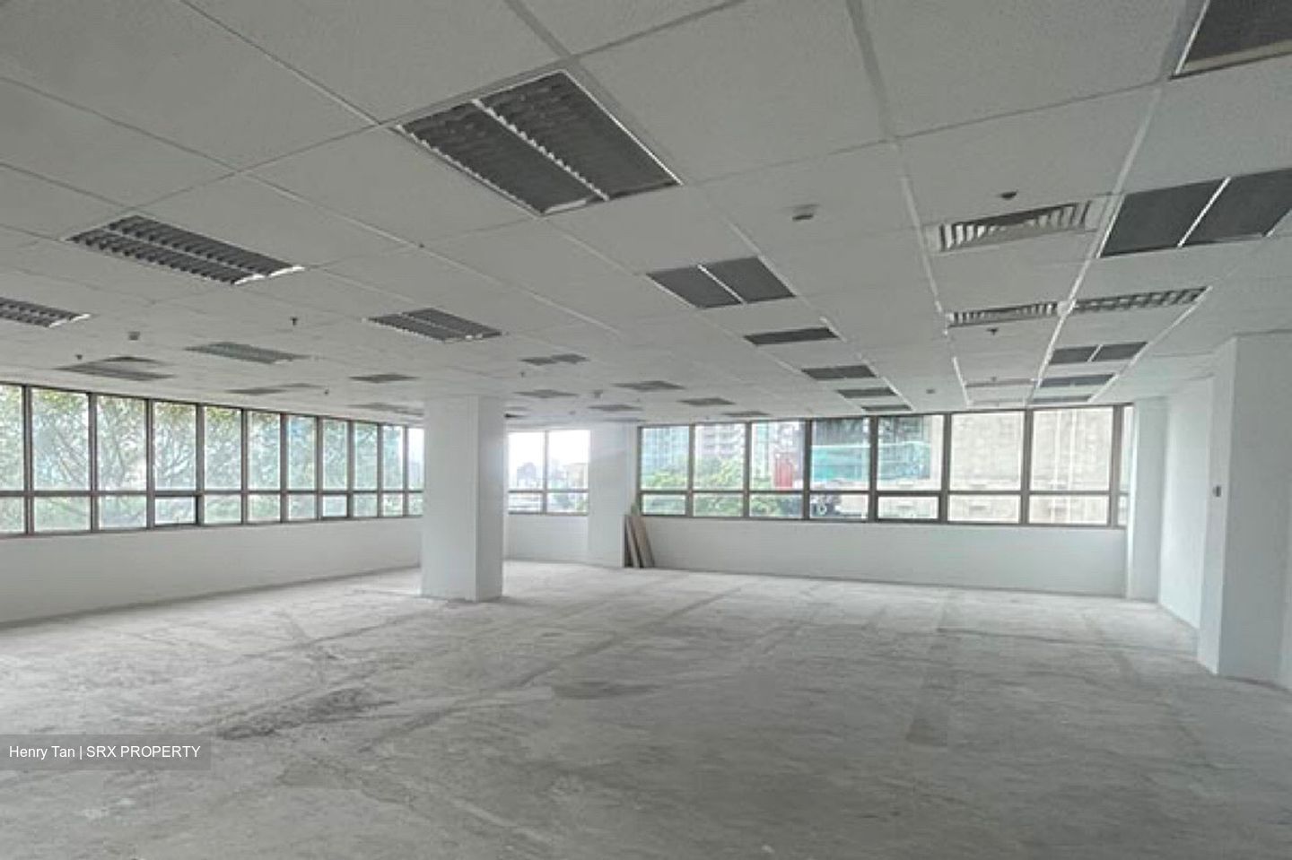 Central Plaza (D3), Office #433487471